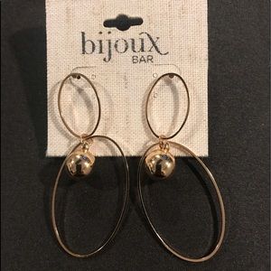 Double hoop earrings Gold tone